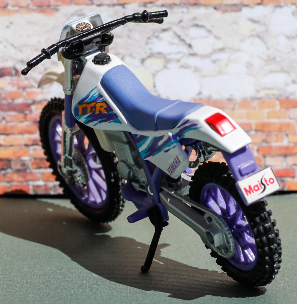 Maisto Yamaha TT-R 250